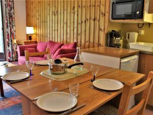 Appartement Risoul, 2 pièces, 6 personnes - FR-1-330-495