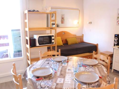 Appartement Risoul, 2 pièces, 6 personnes - FR-1-330-510