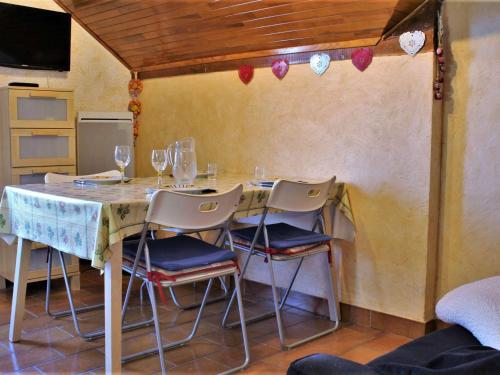 Appartement Risoul, 3 pièces, 4 personnes - FR-1-330-173