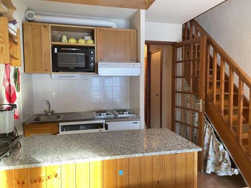 Appartement Risoul, 3 pièces, 6 personnes - FR-1-330-502