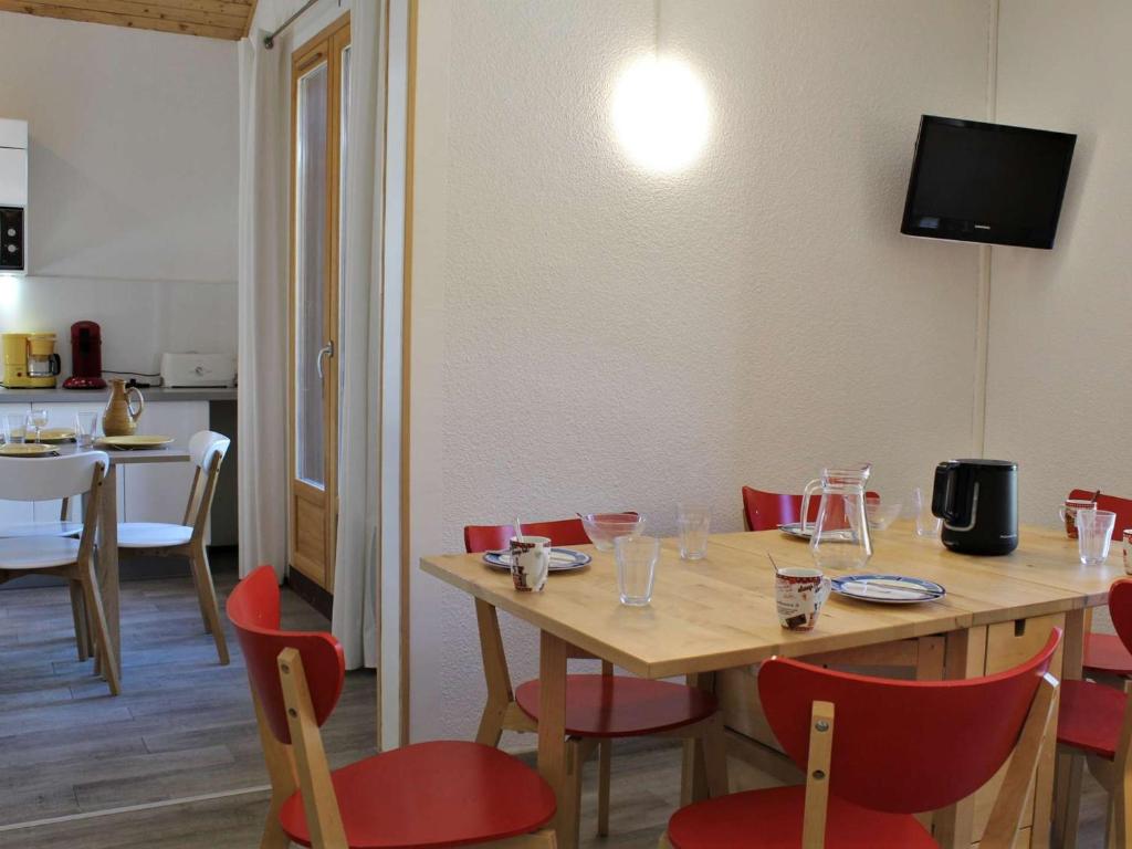 Appartement Risoul, 4 pièces, 6 personnes - FR-1-330-255 Edelweiss B - Appartement NÂ° 35 -, 05600 Risoul