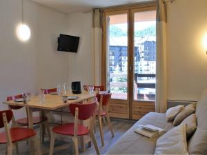 Appartement Risoul, 4 pièces, 6 personnes - FR-1-330-255