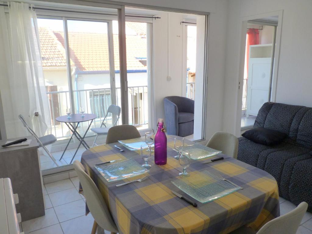 Appartement Appartement rive droite, 100m des plages du Vidourle, 7Bis 30240 Le Grau-du-Roi