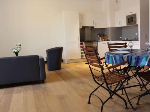 Appartement Rochefort, 3 pièces, 4 personnes - FR-1-246B-462