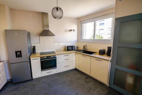Appartement Rousseau - Centre Ville 5 minutes GARE