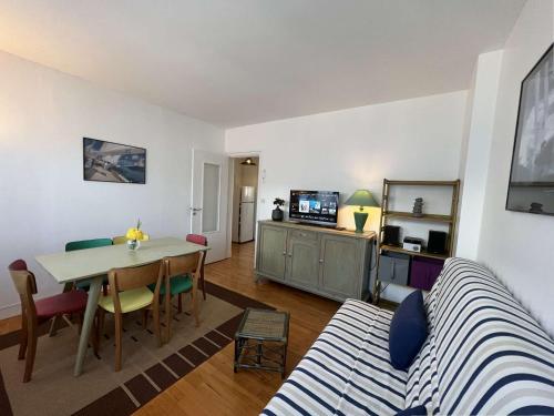 Appartement Royan, 2 pièces, 4 personnes - FR-1-494-103