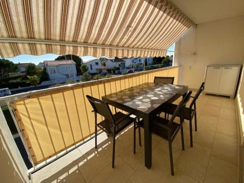Appartement Royan, 2 pièces, 4 personnes - FR-1-494-148