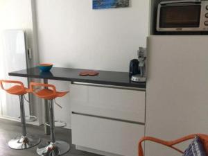 Appartement Royan, 2 pièces, 4 personnes - FR-1-494-66