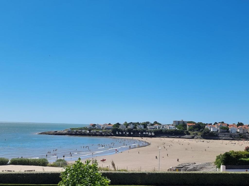 Appartement Royan, 2 pièces, 4 personnes - FR-1-71-95 109 Boulevard de la côte d'argent, 17200 Royan