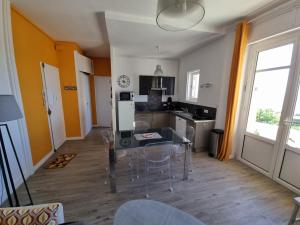 Appartement Royan, 2 pièces, 4 personnes - FR-1-71-95