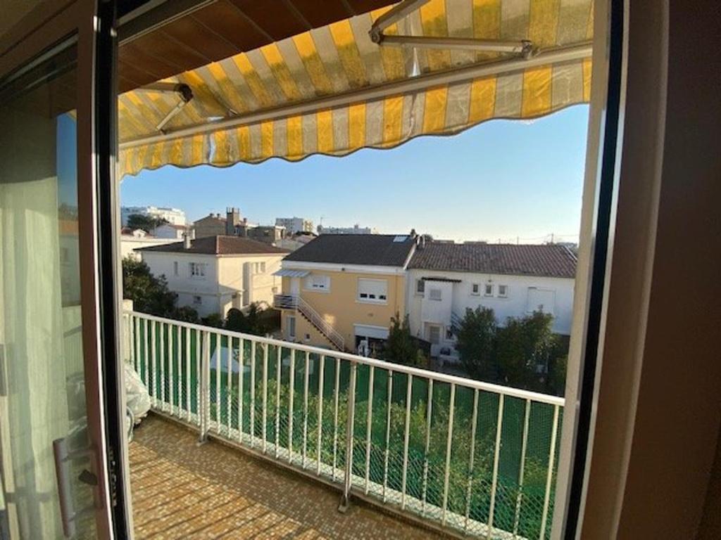 Appartement Appartement Royan, 3 pièces, 4 personnes - FR-1-494-124 26 boulevard de Perpigna Appartement 2ieme étage 17200 Royan