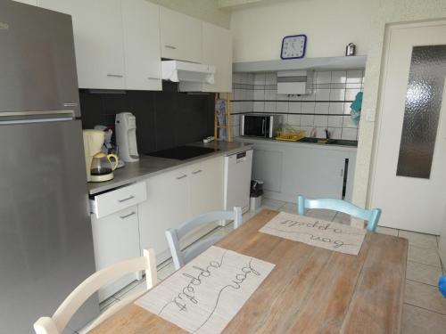 Appartement Royan, 3 pièces, 4 personnes - FR-1-71-90