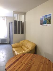 APPARTEMENT RUE BASSE