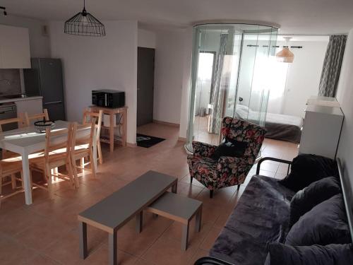 Appartement rue calme, proche centre ville