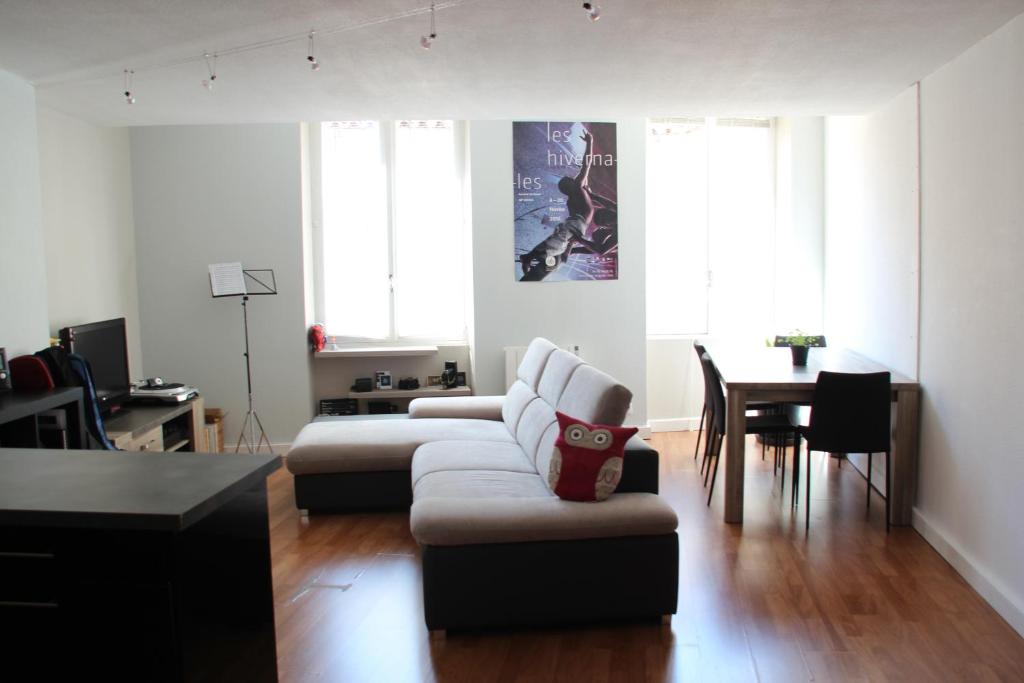 Appartement APPARTEMENT RUE DES MARCHANDS APPT N° 18 3 ÈME ETAGE 2 BIS PLACE SABOLY 84000 Avignon