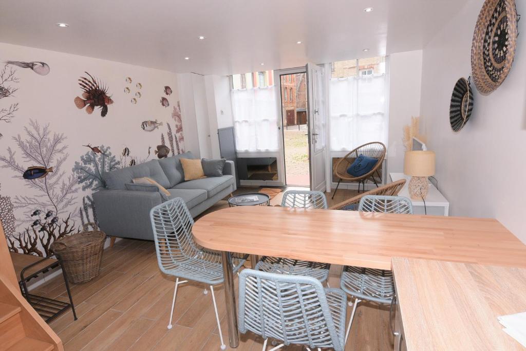 APPARTEMENT RUE DES MARCHANDS