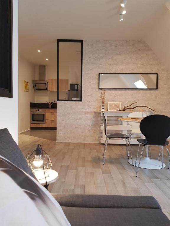 Appartement Rue du Port - Lorient 3e etage, Droite 66 Rue du Port, 56100 Lorient
