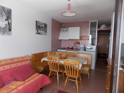 Appartement Saint-Aventin-Superbagnères, 2 pièces, 6 personnes - FR-1-313-129