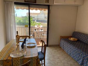 Appartement Saint-Aygulf, 1 pièce, 2 personnes - FR-1-226A-129