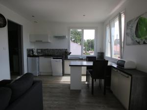 Appartement Saint-Brevin-les-Pins, 2 pièces, 2 personnes - FR-1-364-96