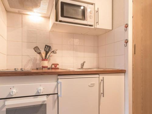 Appartement Saint-Chaffrey , 1 pièce, 2 personnes - FR-1-330E-22