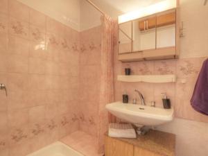 Appartement Saint-Chaffrey , 1 pièce, 2 personnes - FR-1-330E-62