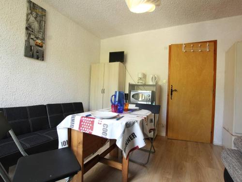 Appartement Saint-Chaffrey , 1 pièce, 2 personnes - FR-1-330E-65