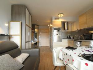 Appartement Saint-Chaffrey , 1 pièce, 3 personnes - FR-1-330E-117
