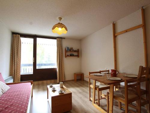Appartement Saint-Chaffrey , 1 pièce, 4 personnes - FR-1-330E-108
