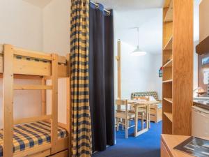 Appartement Saint-Chaffrey , 1 pièce, 4 personnes - FR-1-330E-46
