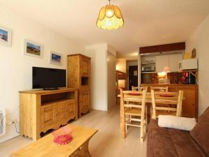 Appartement Saint-Chaffrey , 1 pièce, 4 personnes - FR-1-330E-58