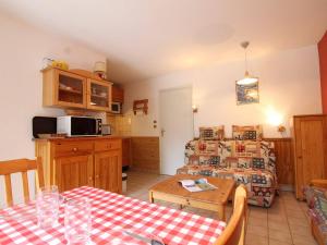 Appartement Saint-Chaffrey , 1 pièce, 4 personnes - FR-1-330E-82
