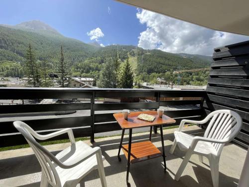 Appartement Saint-Chaffrey , 1 pièce, 4 personnes - FR-1-330E-95