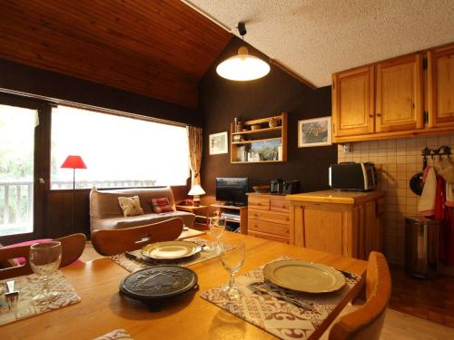Appartement Saint-Chaffrey , 1 pièce, 6 personnes - FR-1-330E-75