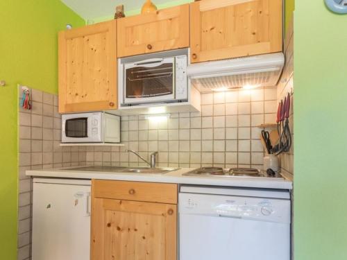 Appartement Saint-Chaffrey , 2 pièces, 4 personnes - FR-1-330E-12