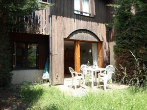Appartement Saint-Chaffrey , 2 pièces, 4 personnes - FR-1-330E-90