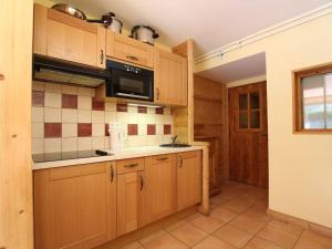Appartement Saint-Chaffrey , 2 pièces, 6 personnes - FR-1-330E-104