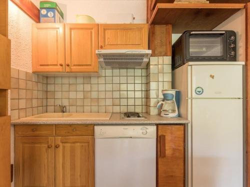 Appartement Saint-Chaffrey , 2 pièces, 6 personnes - FR-1-330E-26