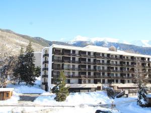 Appartement Saint-Chaffrey , 2 pièces, 6 personnes - FR-1-330E-26