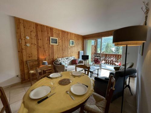 Appartement Saint-Chaffrey , 3 pièces, 4 personnes - FR-1-330E-115