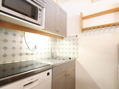 Appartement Saint-Chaffrey , 3 pièces, 6 personnes - FR-1-330E-106