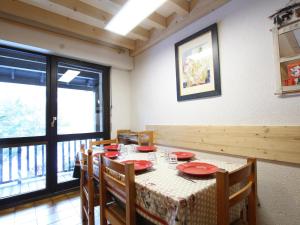 Appartement Saint-Chaffrey , 3 pièces, 6 personnes - FR-1-330E-106