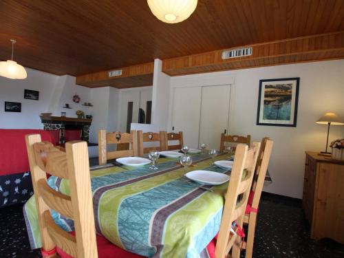 Appartement Saint-Chaffrey , 3 pièces, 8 personnes - FR-1-330E-7