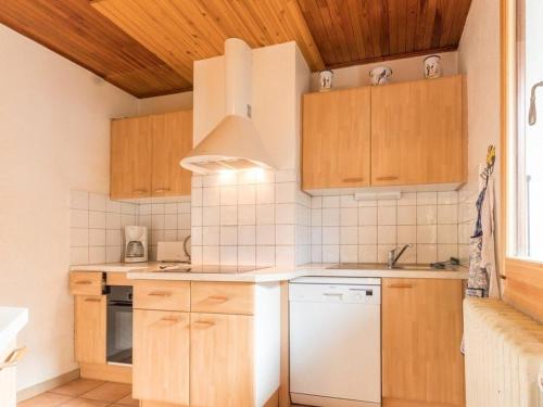 Appartement Saint-Chaffrey , 5 pièces, 8 personnes - FR-1-330E-19