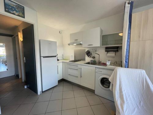 Appartement Saint-Cyprien, 1 pièce, 4 personnes - FR-1-225D-143