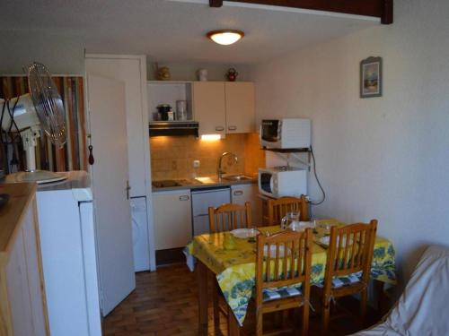 Appartement Saint-Cyprien, 1 pièce, 4 personnes - FR-1-225D-173