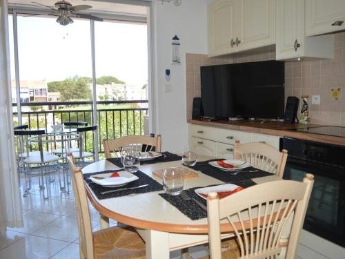 Appartement Saint-Cyprien, 2 pièces, 4 personnes - FR-1-225D-116