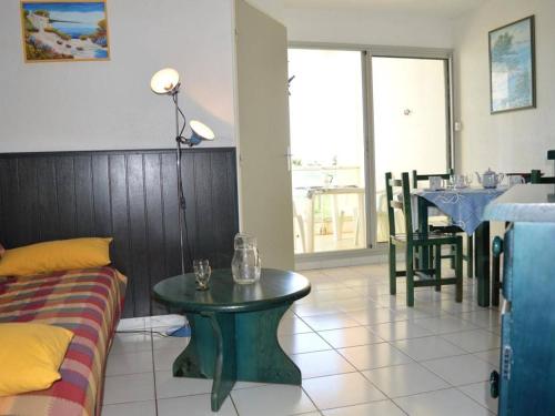 Appartement Saint-Cyprien, 2 pièces, 4 personnes - FR-1-225D-128