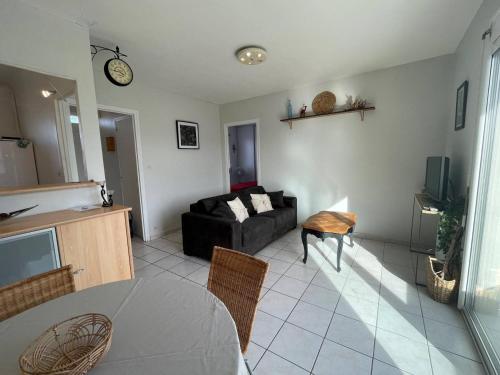 Appartement Saint-Cyprien, 2 pièces, 4 personnes - FR-1-225D-133