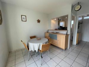 Appartement Appartement Saint-Cyprien, 2 pièces, 4 personnes - FR-1-225D-133 2 BOULEVARD MAILLOL 3EME ETAGE APPT N°6 66750 Saint-Cyprien Languedoc-Roussillon